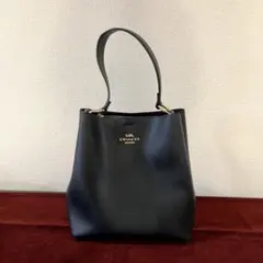 COACH ブラック ショルダーバッグ