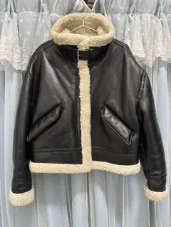 ZARA ムートンジャケット　短丈