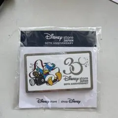 【新品未使用】ディズニーストア 30周年 ピンバッジセット 2025年最新】ディズニーストア 30周年 ピンバッジの人気アイテム