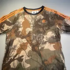 adidas カモフラージュ Tシャツ