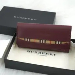 新品　箱付き　BURBERRY LONDON キーケース　ノバチェック　レッド系のサムネイル