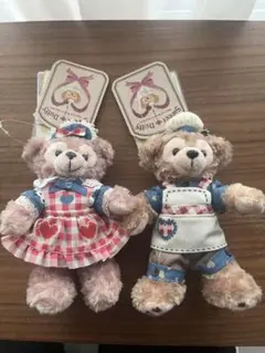 ダッフィー 、シェリーメイ、ぬいぐるみバッジ2点セット、バレンタイン