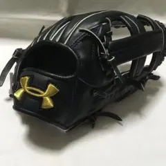アンダーアーマー 軟式内野手用グローブ　限定モデル