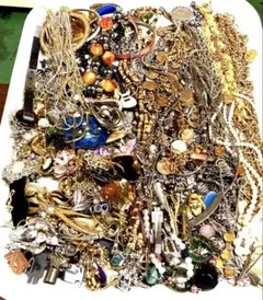 サ*ジ様 大量4.9kg イミテーション アクセサリー まとめて 遺品整理