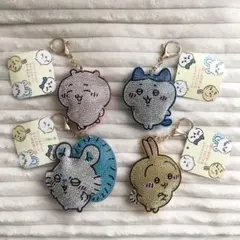 ちいかわ　ラインストーンキーホルダー　4種コンプリート　新品タグ付き