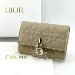 ほぼ未使用 Dior ミスディオール グリシーヌウォレット ピンク コインケースのサムネイル