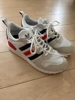 adidas スニーカー 25.5cmのサムネイル