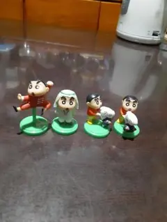 クレヨンしんちゃん　ミニフィギュア