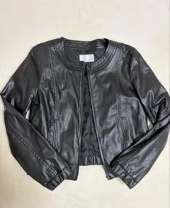 index 黒 クロップドジャケット フェイクレザー ノーカラー ブラック