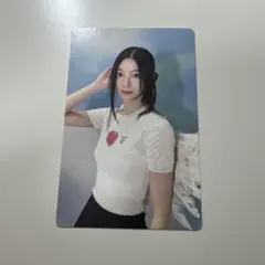 LESSERAFIM カズハ　トレカセット