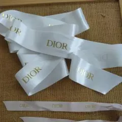 Dior サテンリボン ゴールドロゴ