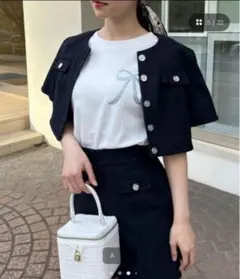 【新品未使用】snidel ORGANICSラインストーンTシャツのサムネイル