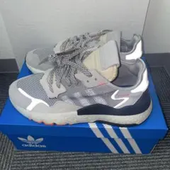 ランニングシューズ