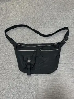 【新品】CIYOTショルダーバッグ　ブラック