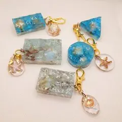 K-10687 すらいでぃんぐ猫チャーム(お花 琉球ガラス) - メルカリ