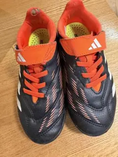 adidas Predator サッカーシューズ 黒/オレンジ