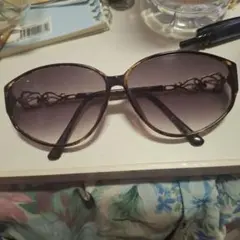 Chic Mind 4102 キャットアイサングラス