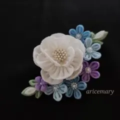 一越ちりめんのつまみ細工髪飾り(クリップ仕上げ)
