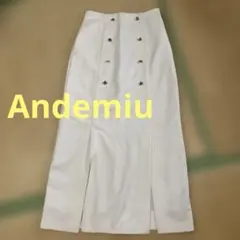 【Andemiu】ホワイト タイトスカート ボタン付き 前スリット入り