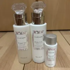 JILLSTUART シャワージェル ボディミルク 3点セットのサムネイル