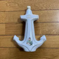 35年前購入】ナポレオン ブルボンヌ750ml エッフェル塔型陶器ボトル未