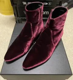 ベルベットシューズ