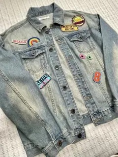 ワッペン付きライトブルーデニムジャケット