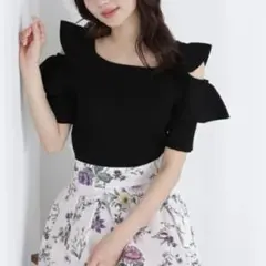 ショルダーフリルニット PROPORTION BODY DRESSING