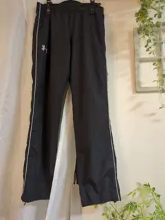Under Armour 黒 ジャージパンツ　MD