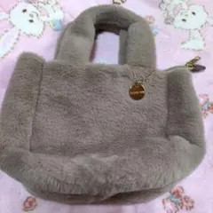 しまむら　ふわふわ　モコモコ　ファーショルダーバッグ　モカ