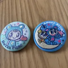 ナルミヤ キャラクターズ刺繍缶バッジ　ブルーベリエ エンジェルブルー