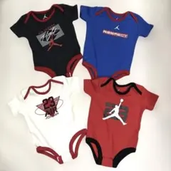 美品 Jordan 4枚セット ベビーロンパース 0-3M ジョーダン 4171のサムネイル