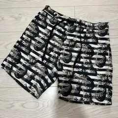 【美品】Defilious.Homme デフィリアスオム　メンズ 水着　Mサイズのサムネイル