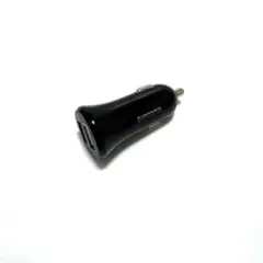 【美品】USBカーチャージャー 2ポート 黒　tama's