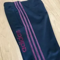 adidas レディース フレアパンツ ジャージ ベロアスリーライン ブラック