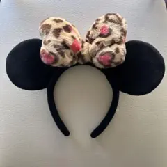 ミニーマウス風ヒョウ柄カチューシャ