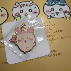 か*須様 ちいかわ　メタルキーホルダー