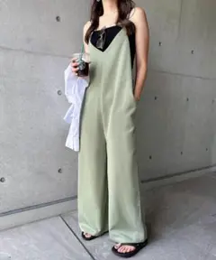 きれいめツイルワイドキャミサロペット　アンドミー　ライトカーキ