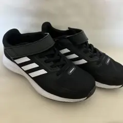 アディダス　スニーカー　21.5cm