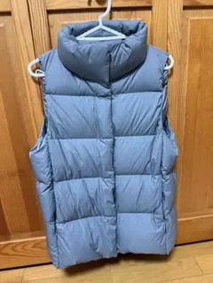 ユニクロ パウダーソフト ダウン ベスト Mサイズ UNIQLO ジャケット