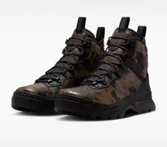 【新品】NIKE ACG ズームガイアドーム　26.5cm gore-texのサムネイル