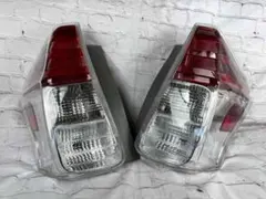 新品トヨタ・プリウスα US仕様 ZVW40／ZVW41 サイドマーカー　左右のサムネイル