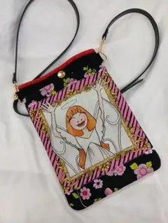 ユニークイラスト サコッシュバッグ