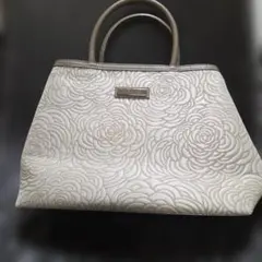 JIM THOMPSON 花柄キルティングハンドバッグ。おまけのバッグ付き。