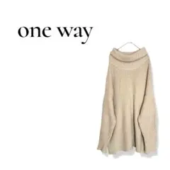 【ワンウェイ】Mベージュ タートルネック ニットオーバーサイズ ビックシルエット