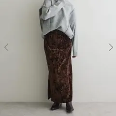 ベロアサイドスリットスカートのサムネイル