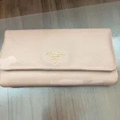 PRADA プラダ 長財布 ゴールド 全体的にダメージ有 - メルカリ