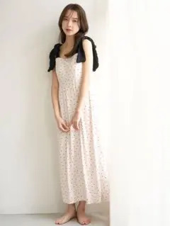 snidel home ショルダーリボンカットワンピース blk ブラック