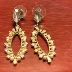 Lulus Dreams of Sparkle ゴールド パール ピアス