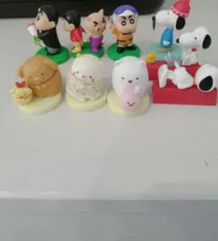 クレヨンしんちゃん スヌーピー すみっコぐらし チョコエッグ